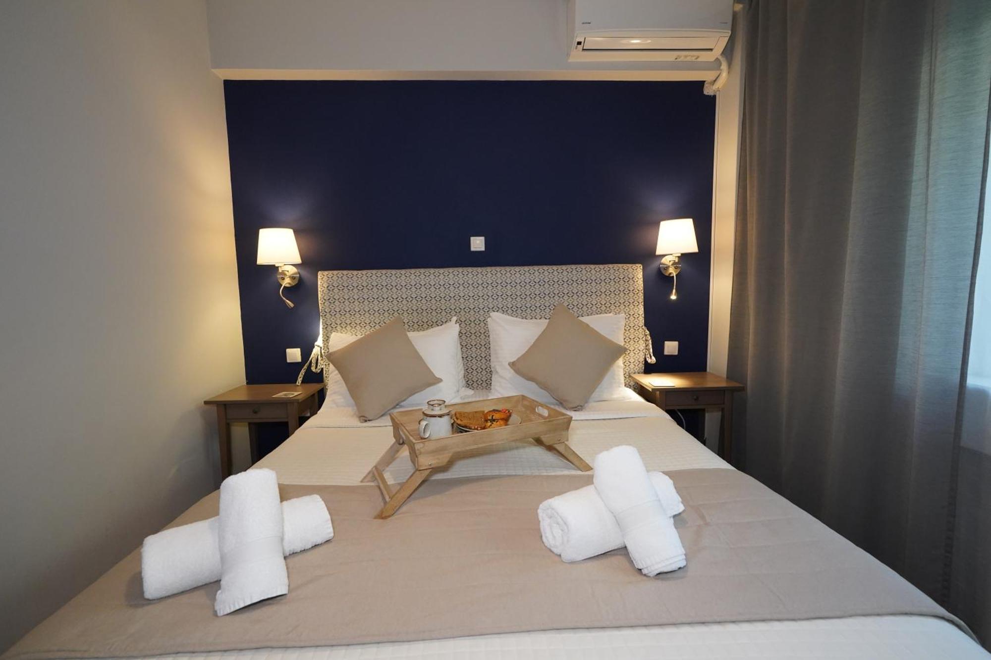 Garden Apartment Next To The Mall -Private Parking Athen Eksteriør billede