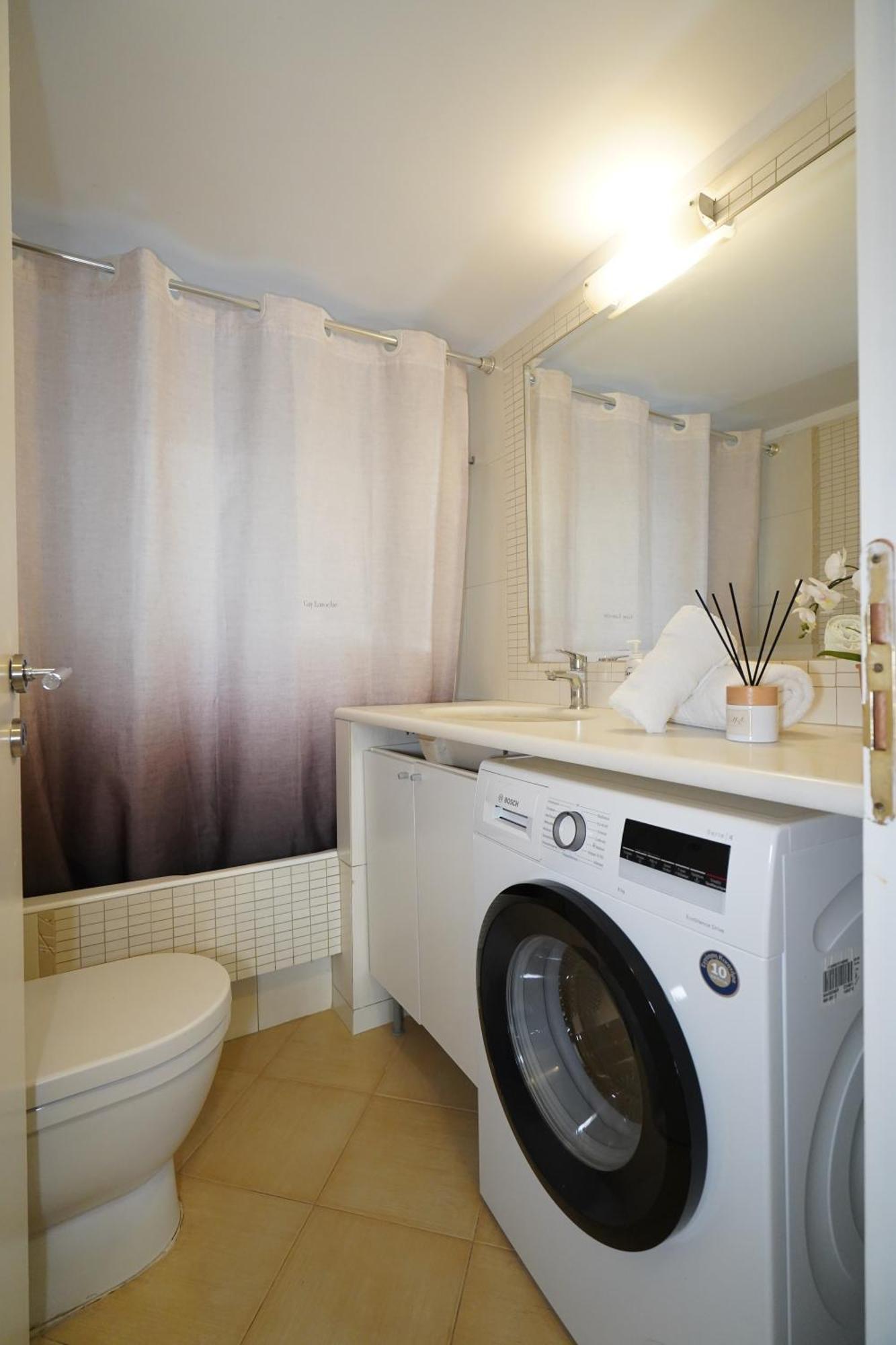 Garden Apartment Next To The Mall -Private Parking Athen Eksteriør billede