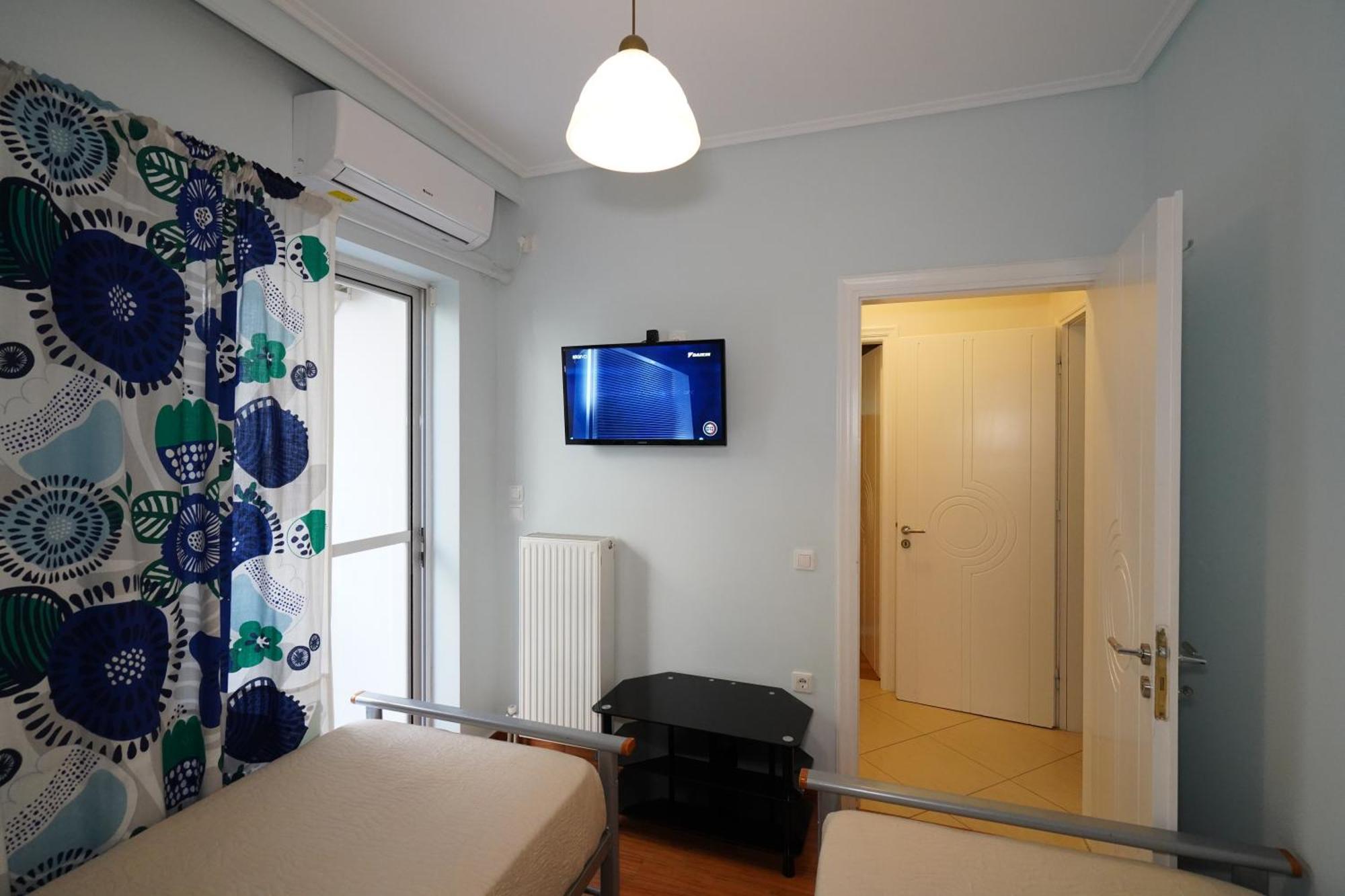 Garden Apartment Next To The Mall -Private Parking Athen Eksteriør billede