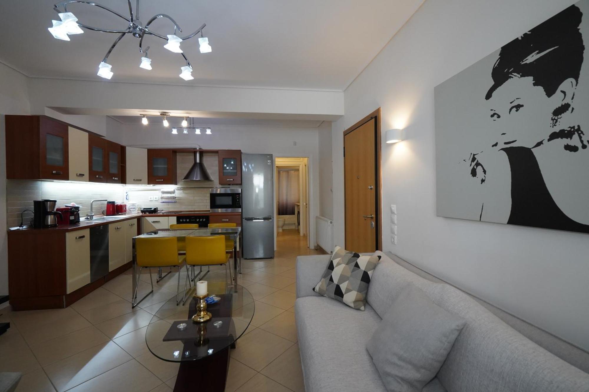 Garden Apartment Next To The Mall -Private Parking Athen Eksteriør billede