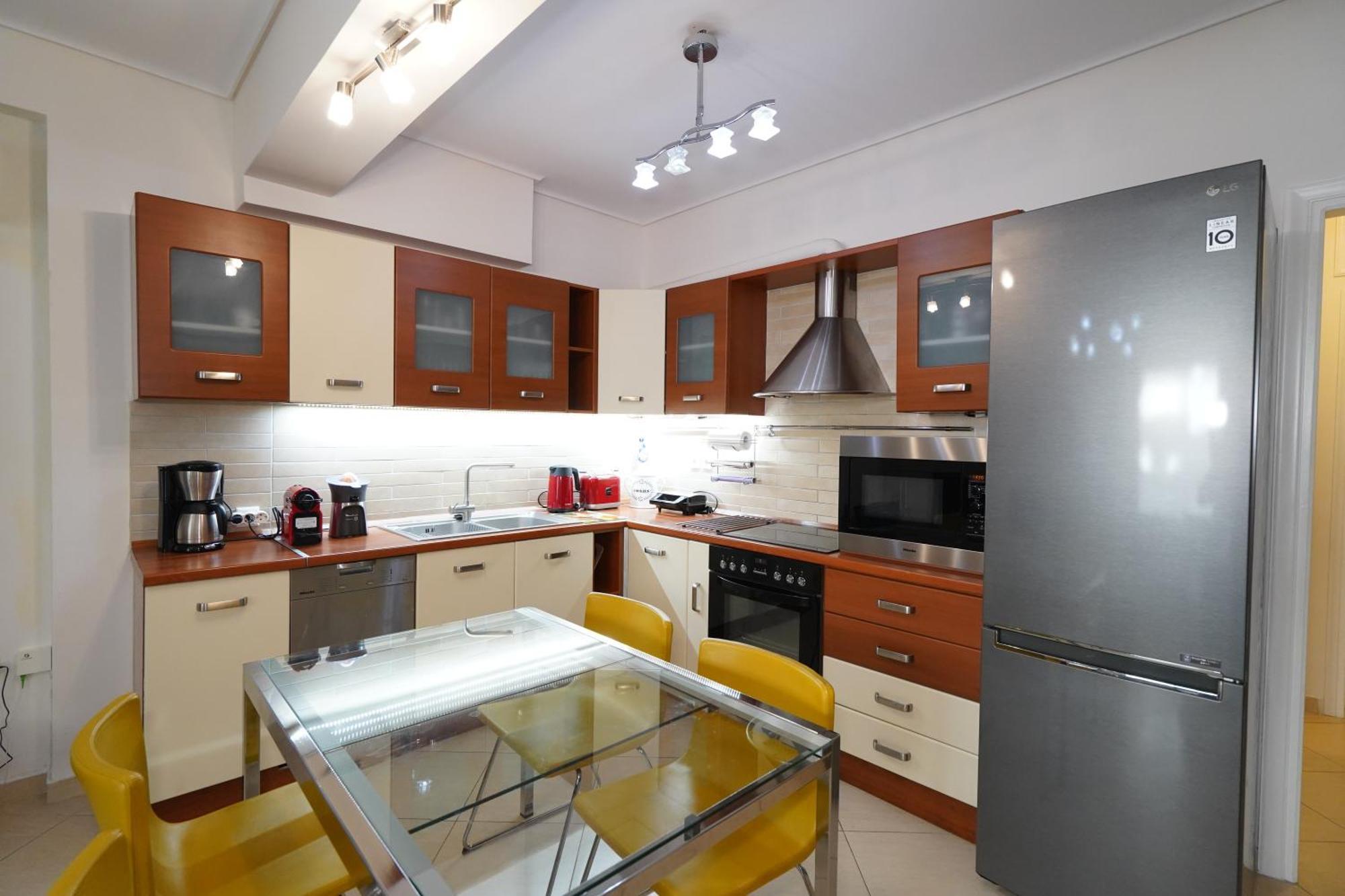 Garden Apartment Next To The Mall -Private Parking Athen Eksteriør billede